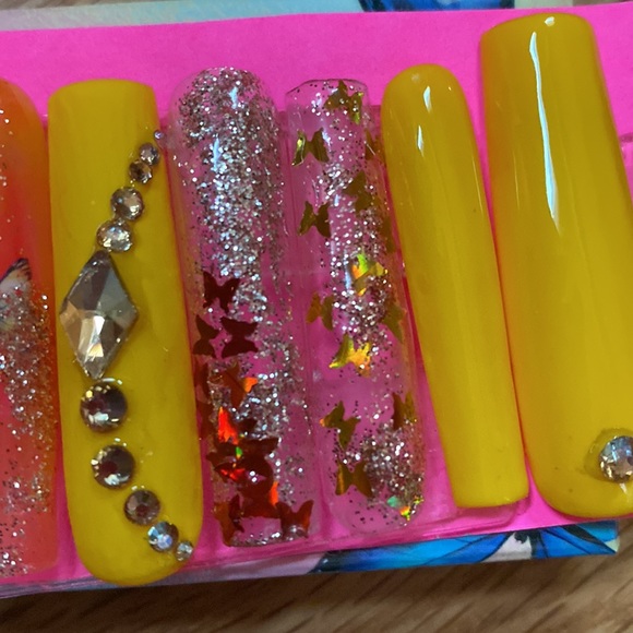 “Yellow Sunset Xl Nails” (Spring/Summer Collection) - Picture 5 of 5